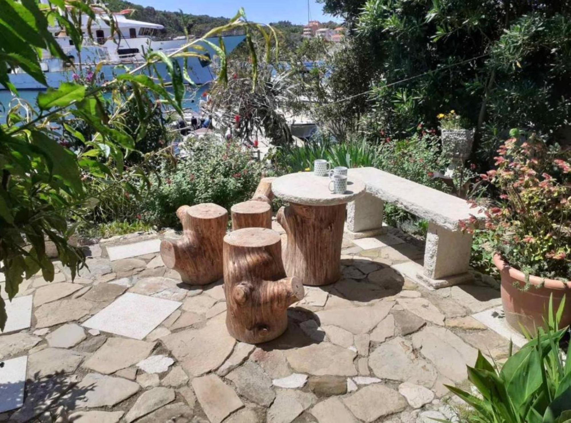 Guest House Green Corner Supetarska Draga Exterior photo