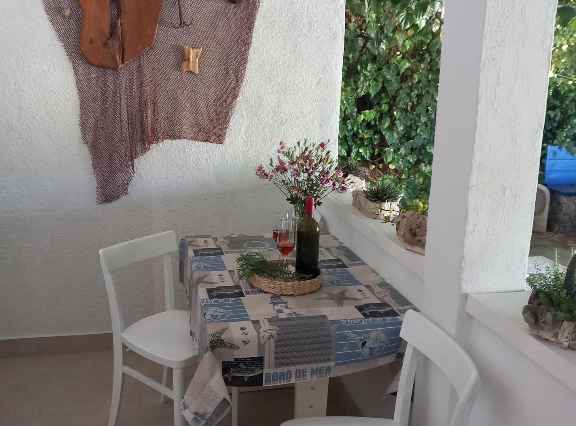Guest House Green Corner Supetarska Draga Exterior photo